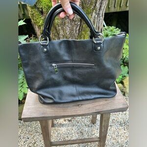 Kattee black leather lined purse